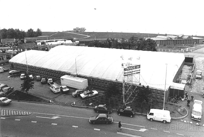 Parade Lommertsterrein.jpg